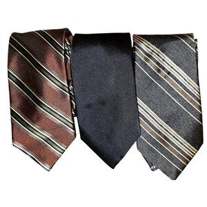 3 Ties JOS Banks Signature Collection & Paul Fredrick Silk 2 Striped 1 Solid